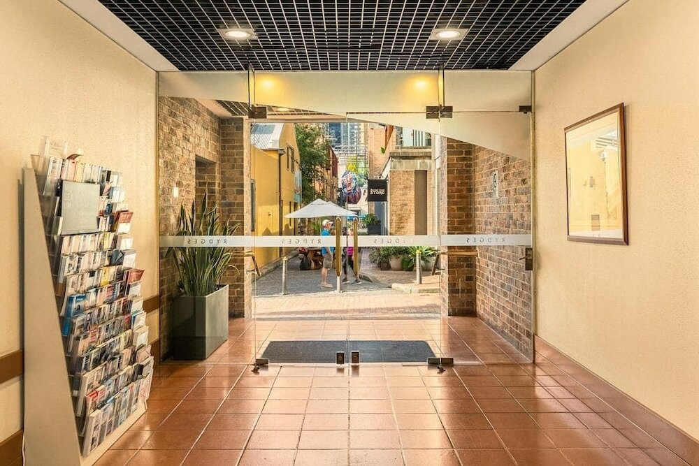 Фото Sydney Harbour Hotel