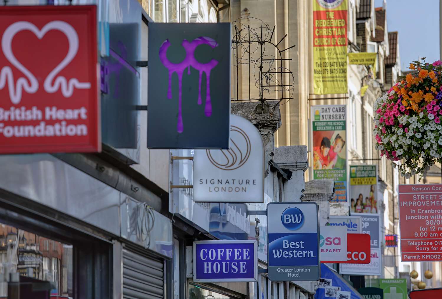 Фото Best Western Greater London Hotel