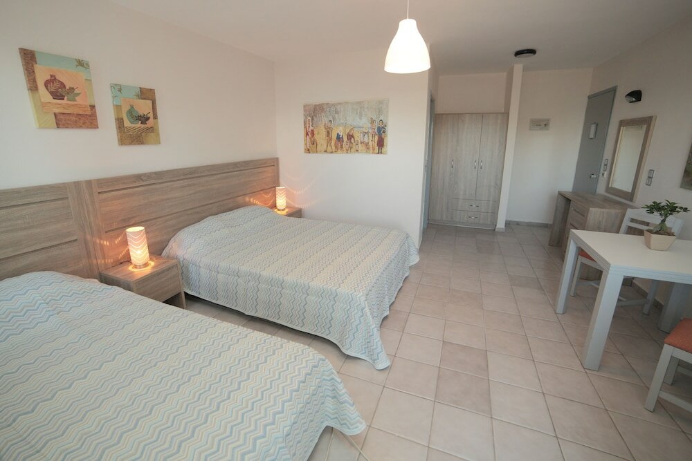 Фото Marilisa Hotel