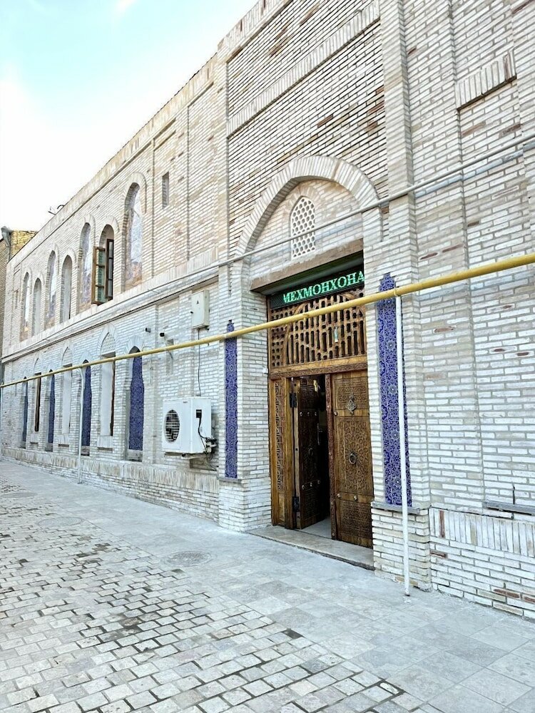 Фото Гранд Нодирбек