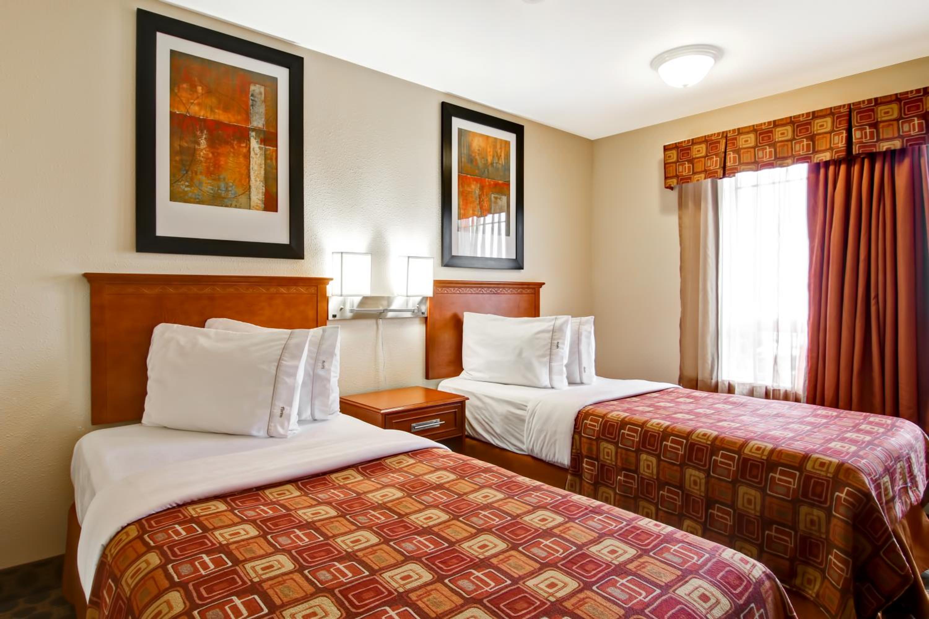 Фото Canalta Rocky Mountain House