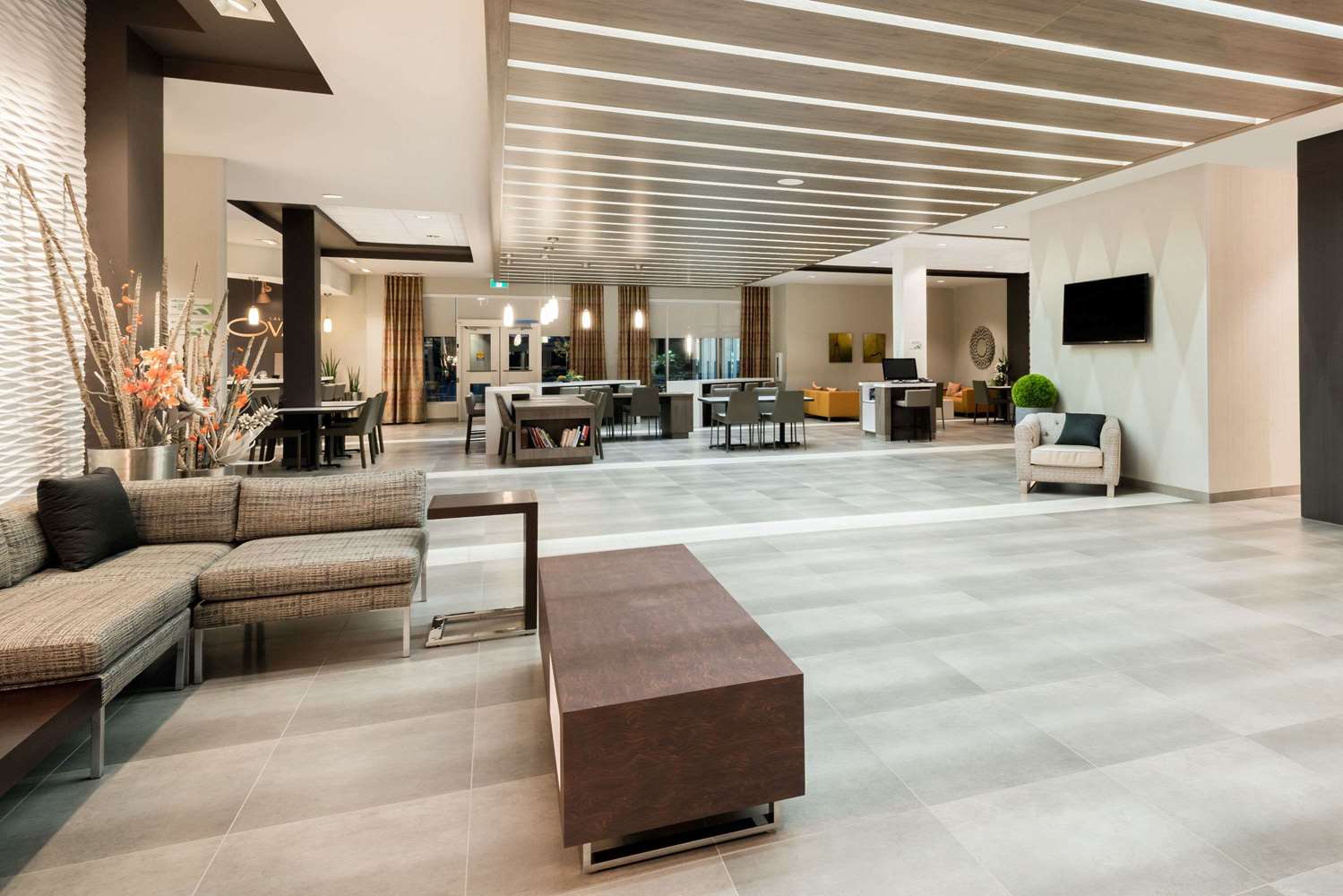 Фото Wingate by Wyndham Dieppe Moncton