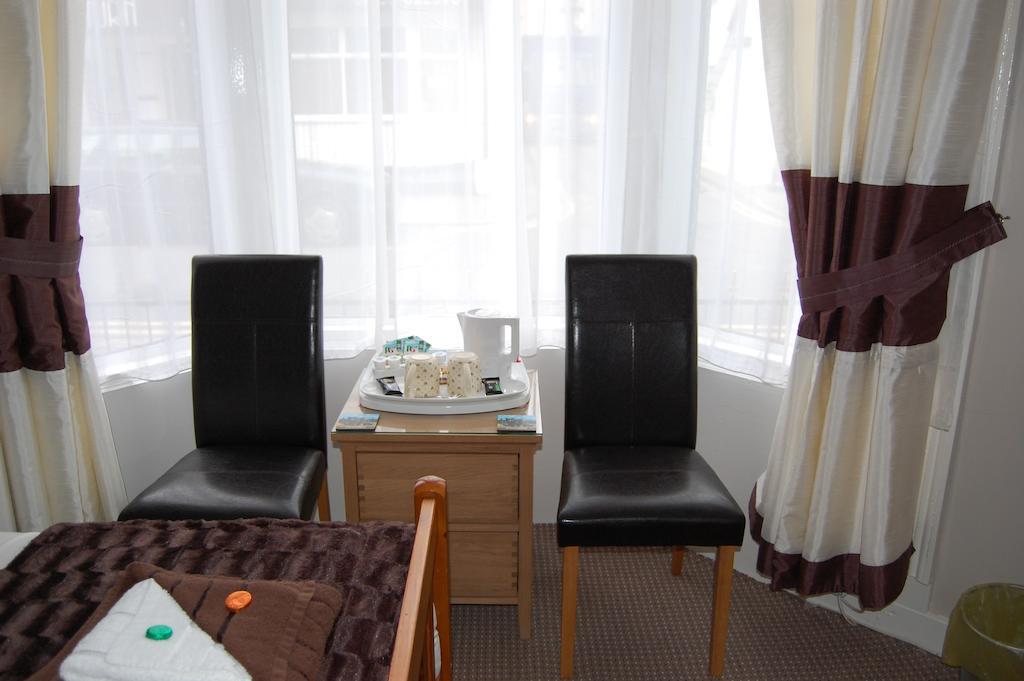 Фото Atlantis Hotel Blackpool