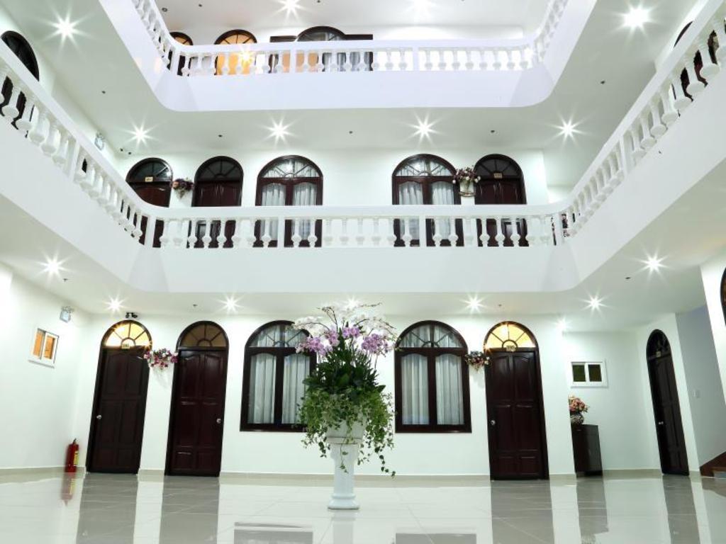 Фото отеля 3