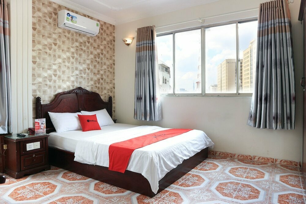 Hotel Tan Hoang Long Hotel ex. Reddoorz Plus Near Nowzone Plaza, Ho Chi Minh, photo