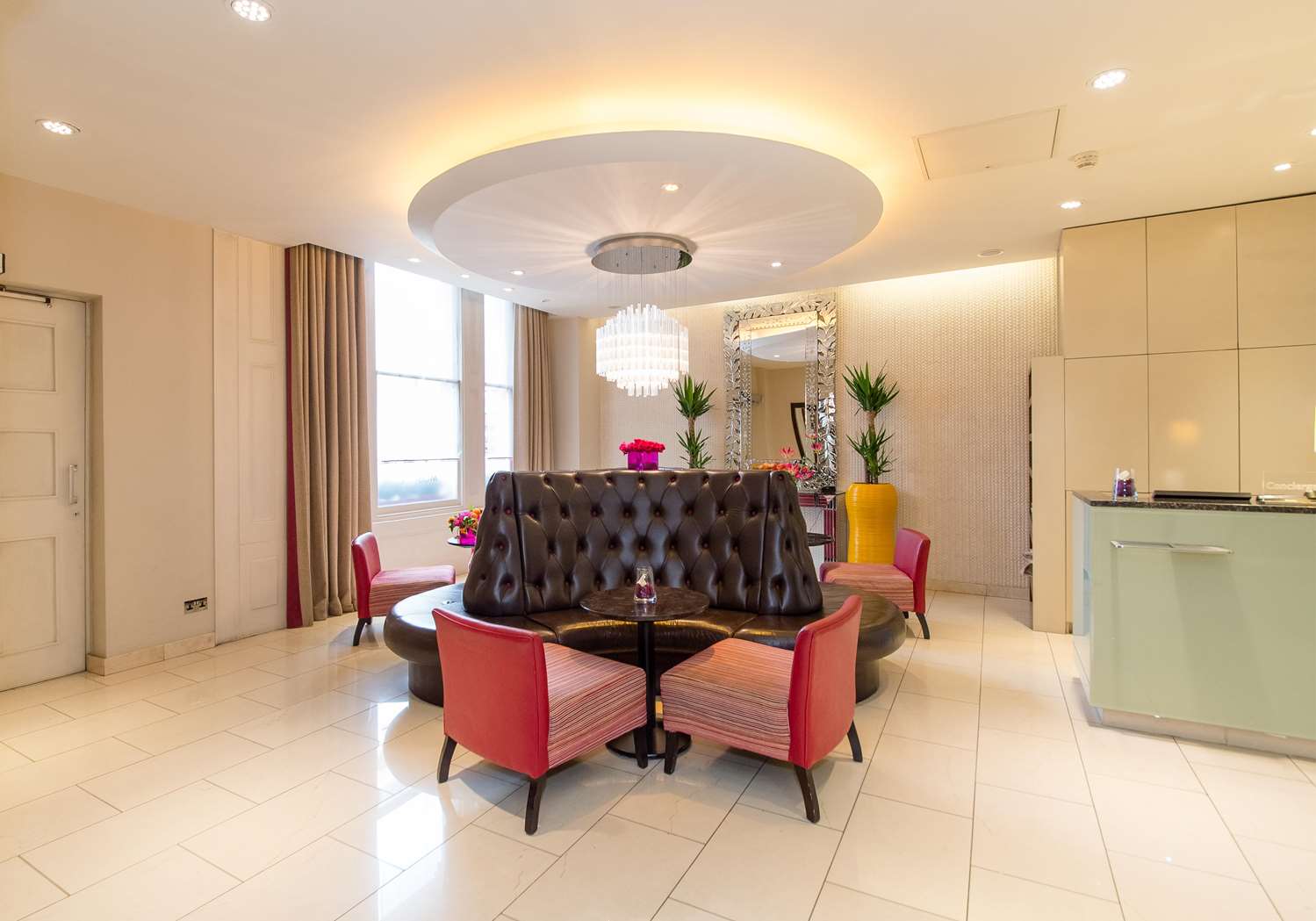 Фото DoubleTree by Hilton London Marble Arch