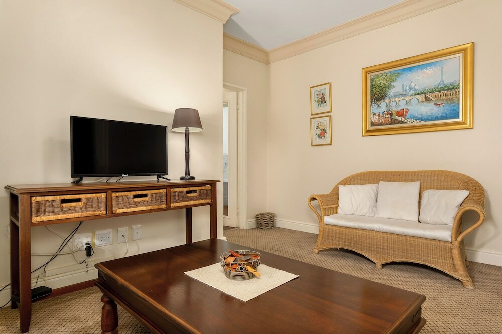 Фото Gable Manor