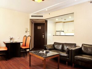 Beijing Hwa Hotel (Direct-Controlled Municipality of Beijing, Xicheng District, stantsiya Pekin-Severny), hotel