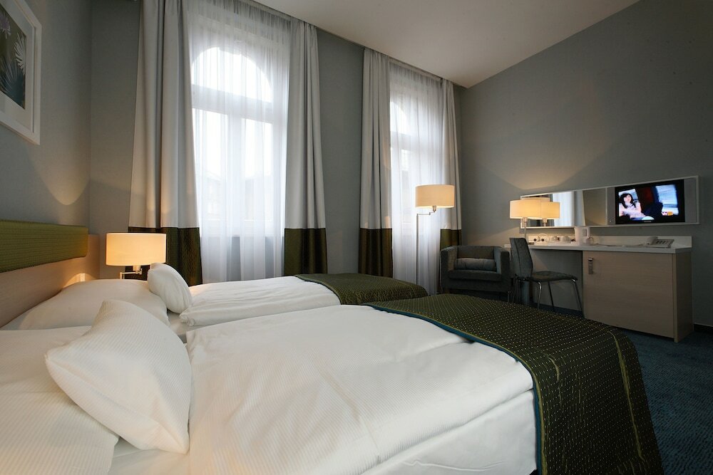 Фото Atrium Fashion Hotel