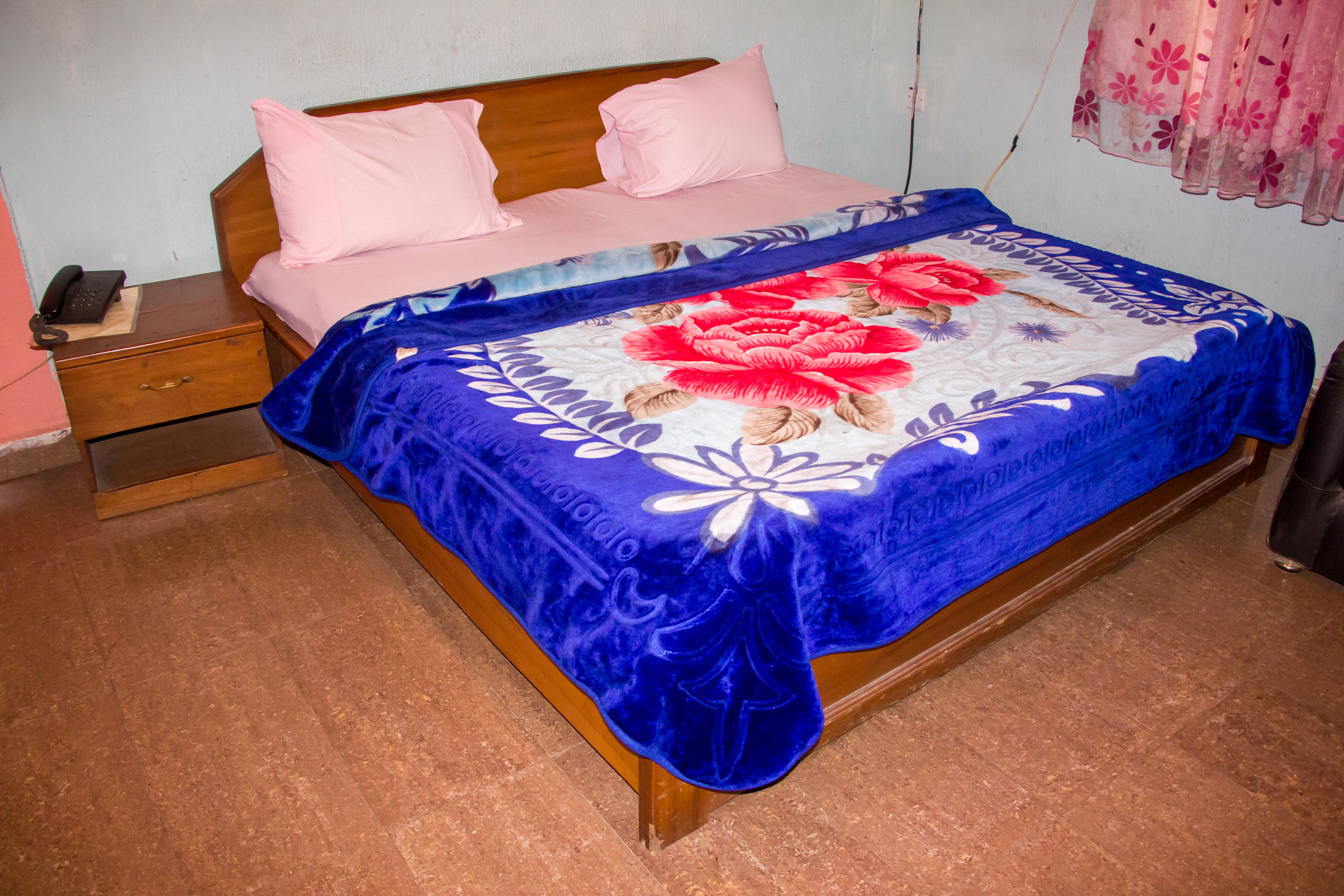 Фото Creme Suites & Hotel