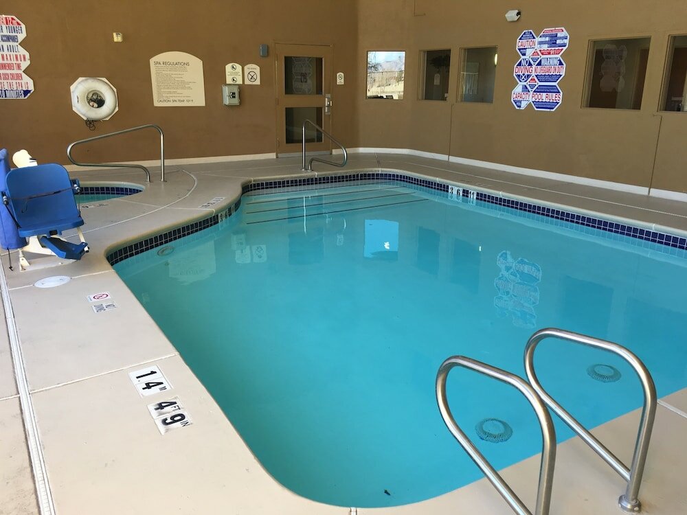 Фото Best Western Plus North Las Vegas Inn & Suites