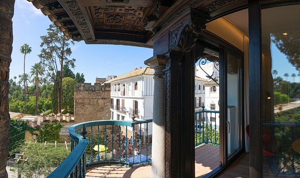 Фото Suites Murillo Plaza Sta Cruz