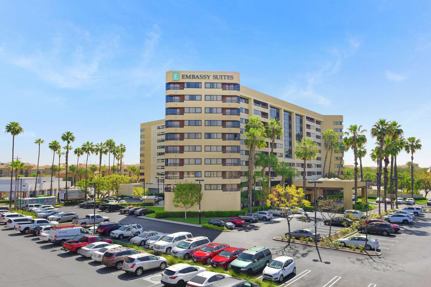 Фото Embassy Suites by Hilton Anaheim Orange