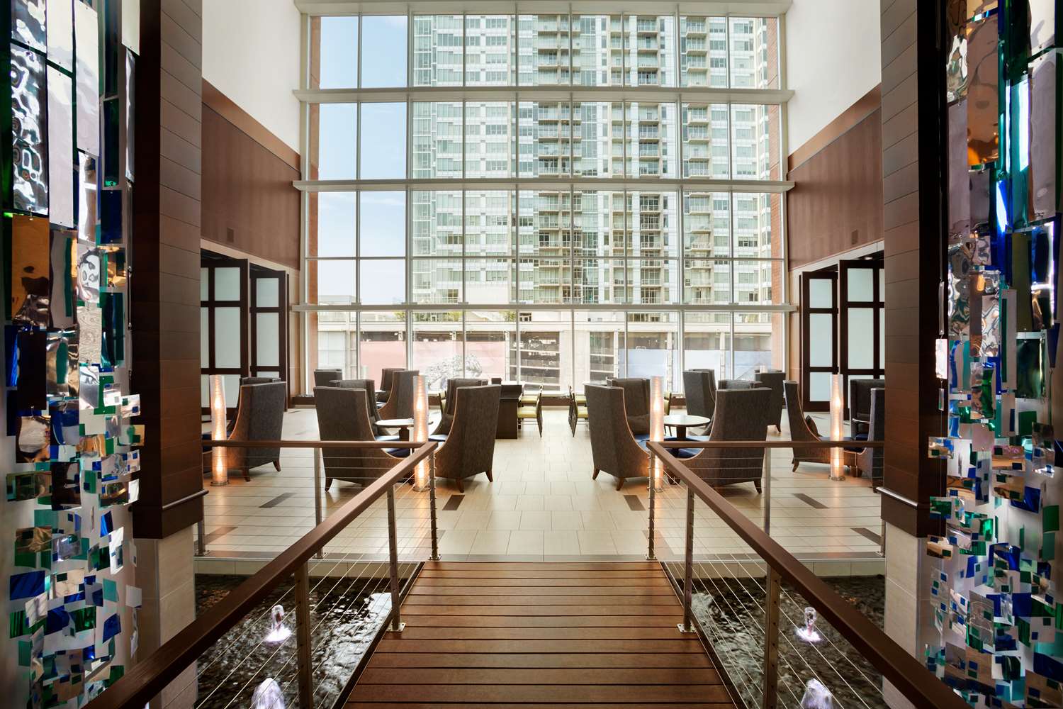 Фото Embassy Suites Denver-Downtown/Convention Center