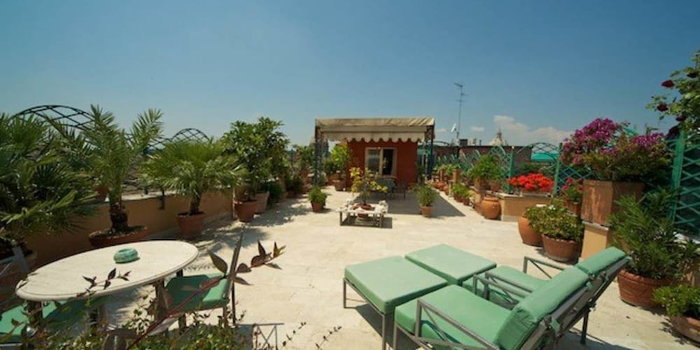 Фото Exclusive Terrace Largo Argentina