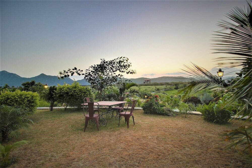 Фото Palm Valley Svasti Resort