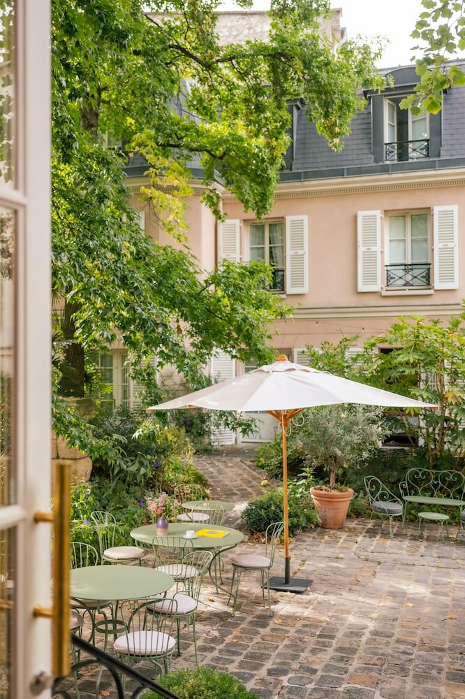 Фото Hôtel des Grandes Ecoles