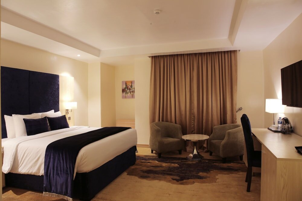 Фото Bon Hotel Elvis