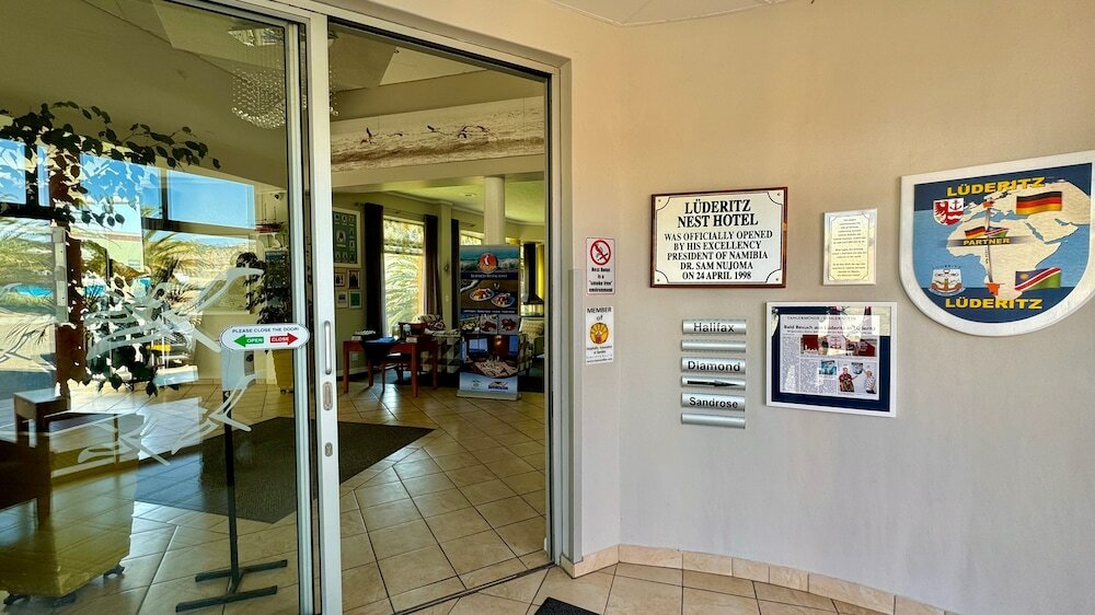 Фото Lüderitz Nest Hotel