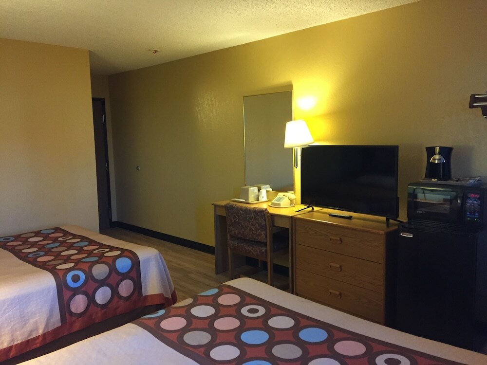 Фото Super 8 by Wyndham Raton