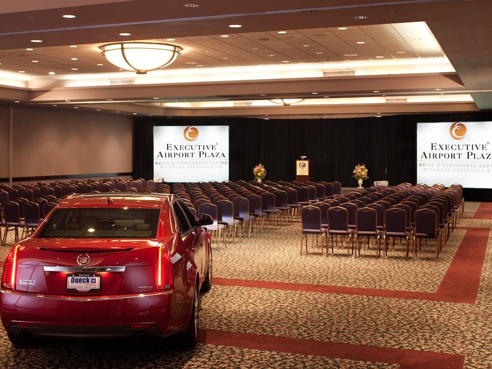 Фото Executive Hotel Vancouver Airport