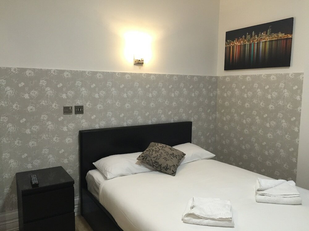 Фото Paddington Apartments