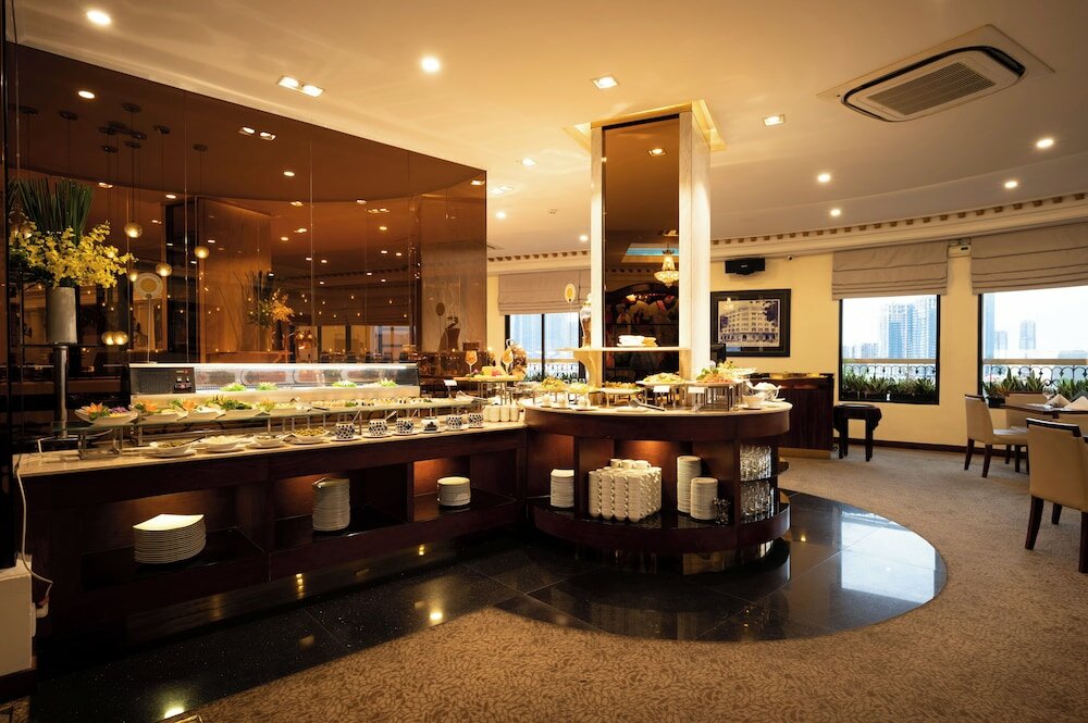 Фото Hotel Majestic Saigon