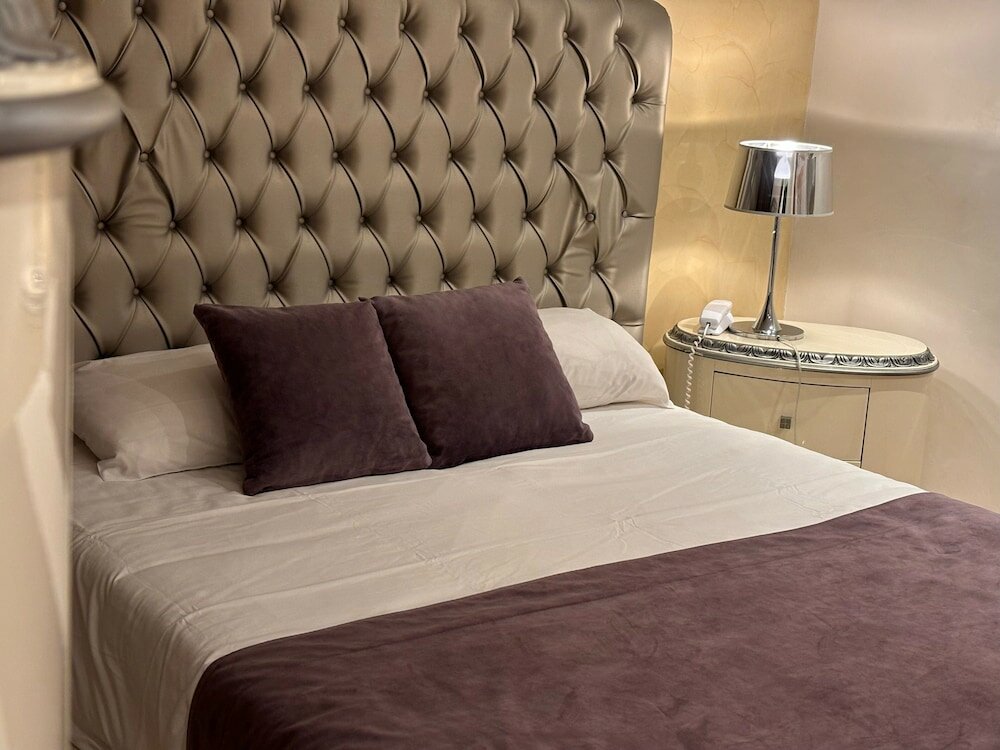 Фото Hotel Saint-martin