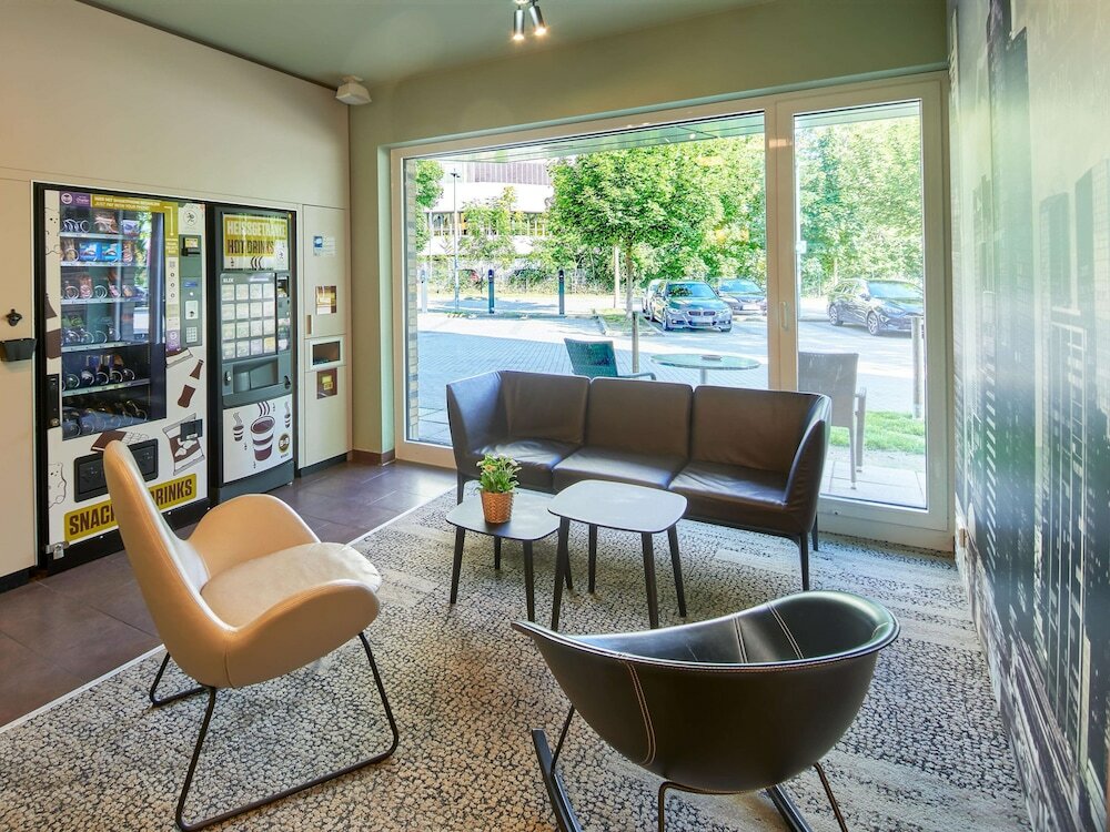 Фото B&b Hotel Frankfurt West