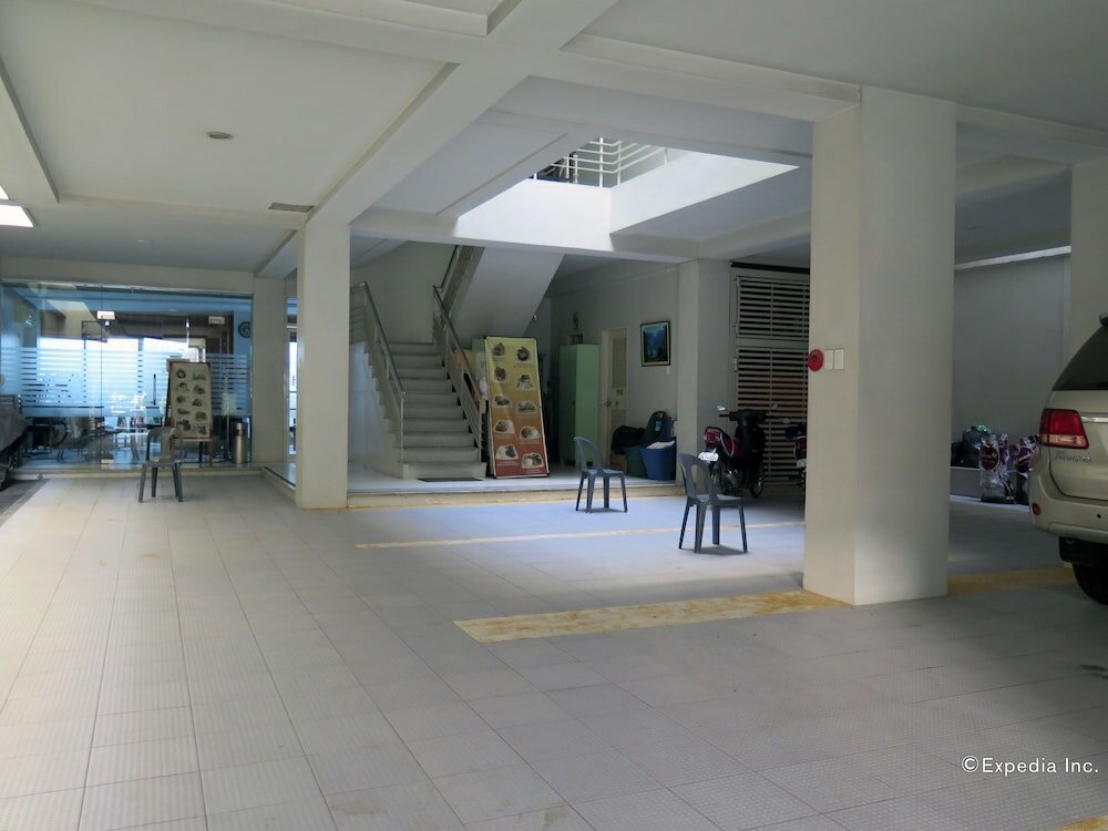 Фото Cinfandel Suites