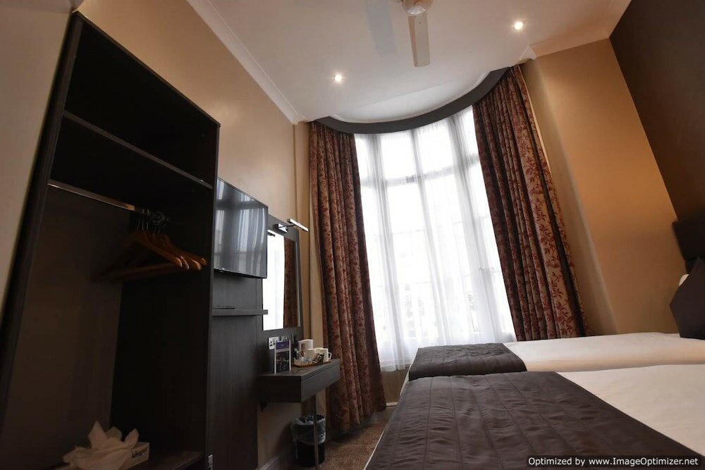 Фото Brunel Hotel