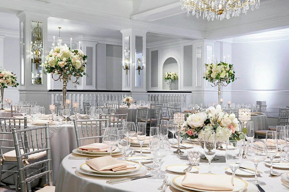 Фото The Mayflower Hotel, Autograph Collection