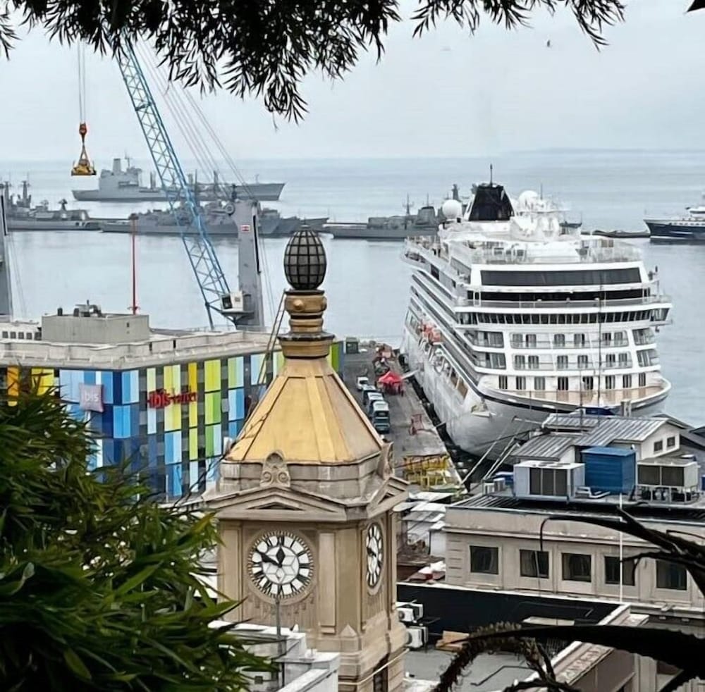 Фото Ibis Valparaiso