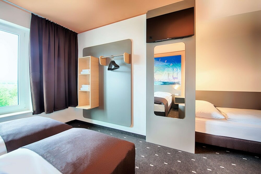 Фото B&b Hotel Rostock-Hafen