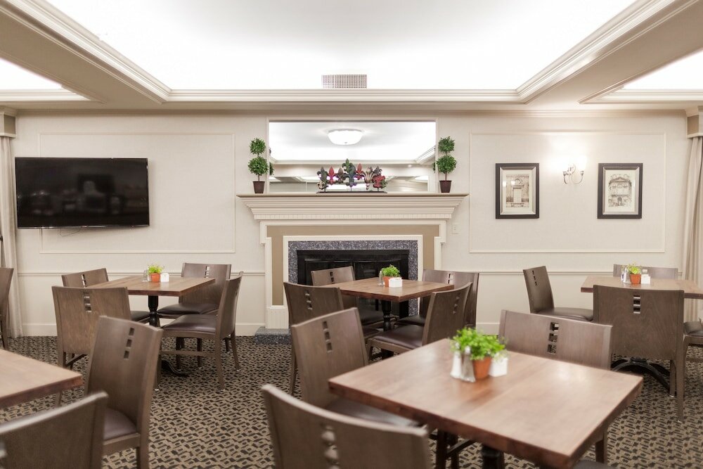 Фото Wingate by Wyndham Bellingham Heritage Inn