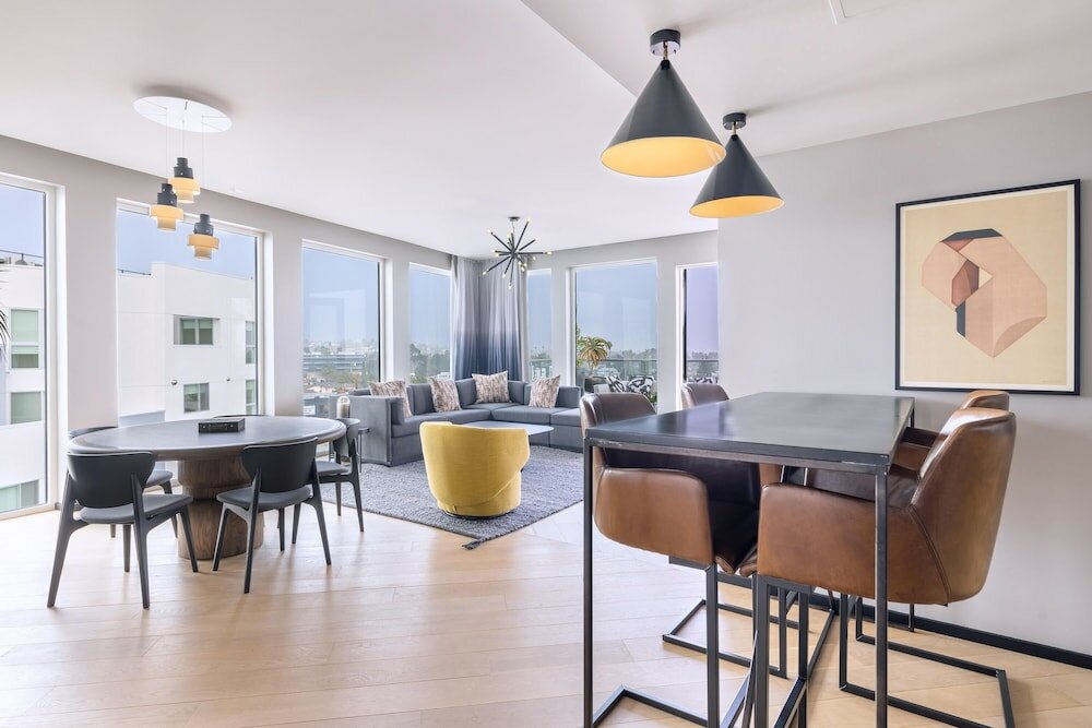 Фото The Shay, a Destination by Hyatt Hotel