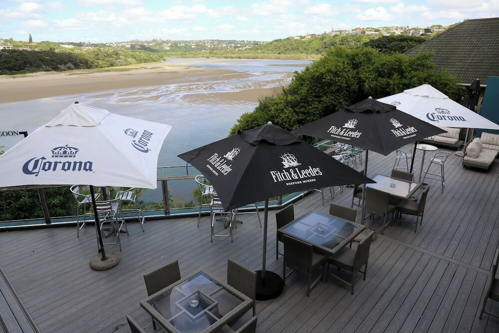 Фото Blue Lagoon Hotel and Conference Centre