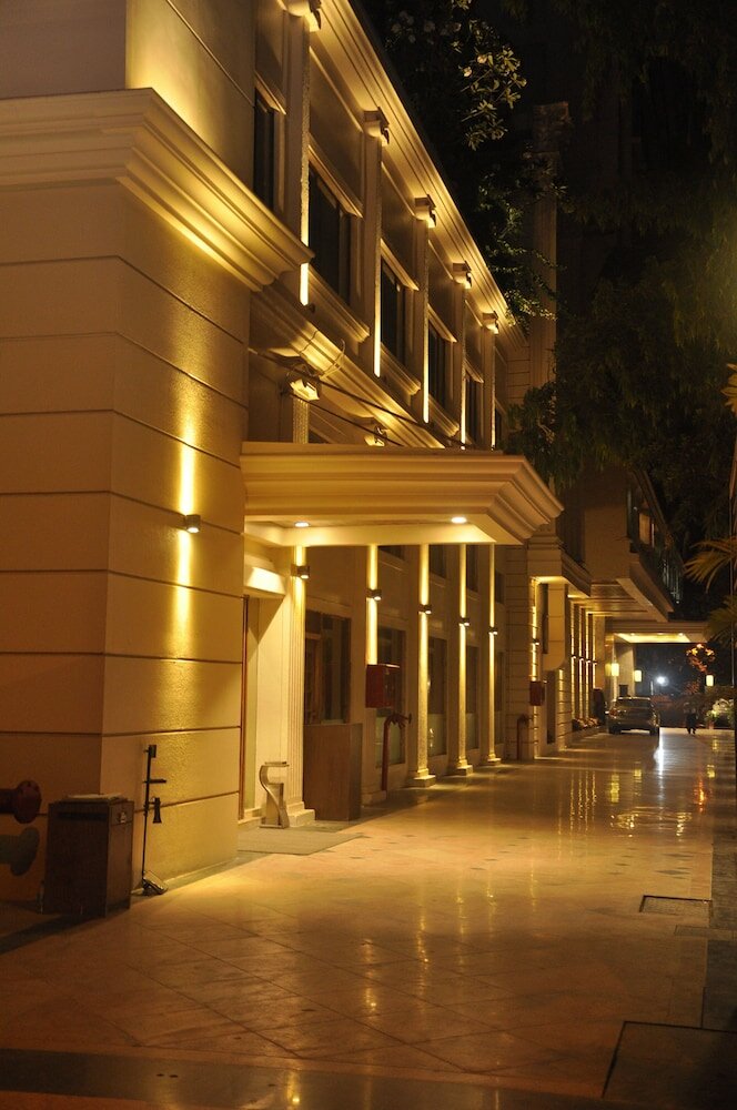 Фото Goldfinch Hotel Mumbai