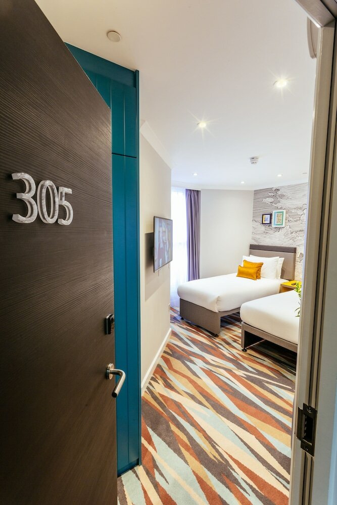 Фото Oliver Plaza