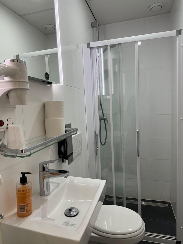 Фото Hotel Titus