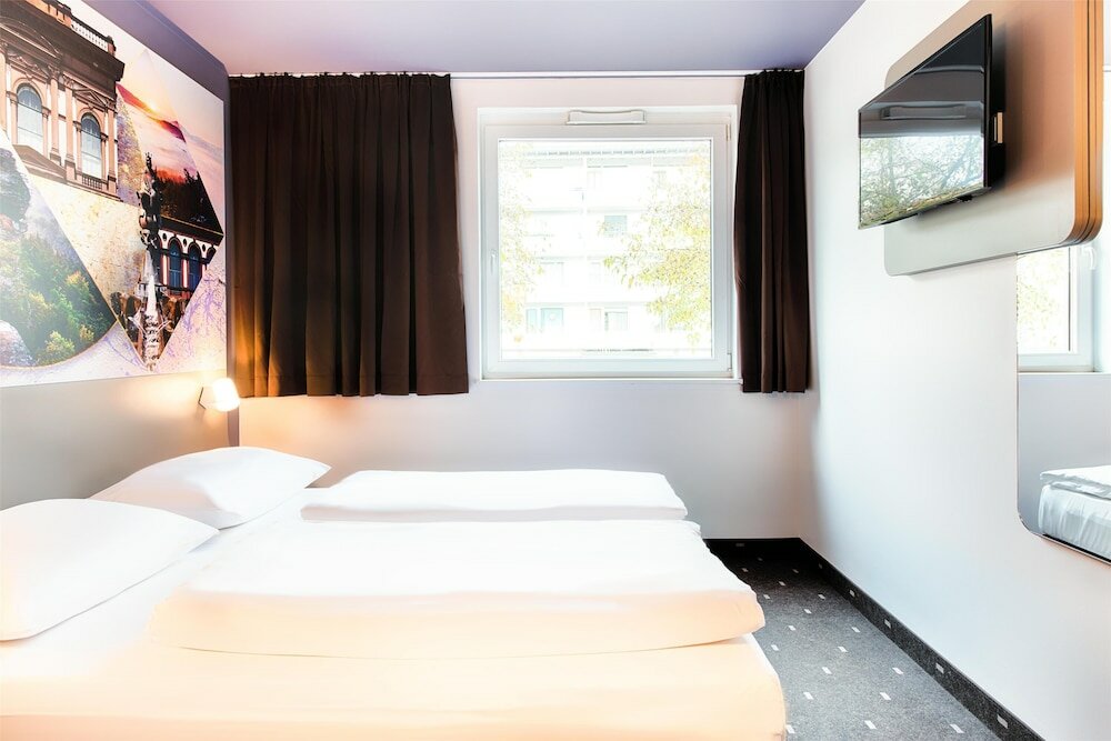 Фото B&b Hotel Kaiserslautern