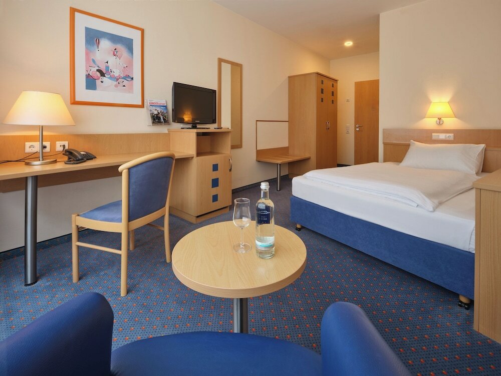 Фото Hotel Plaza Hannover