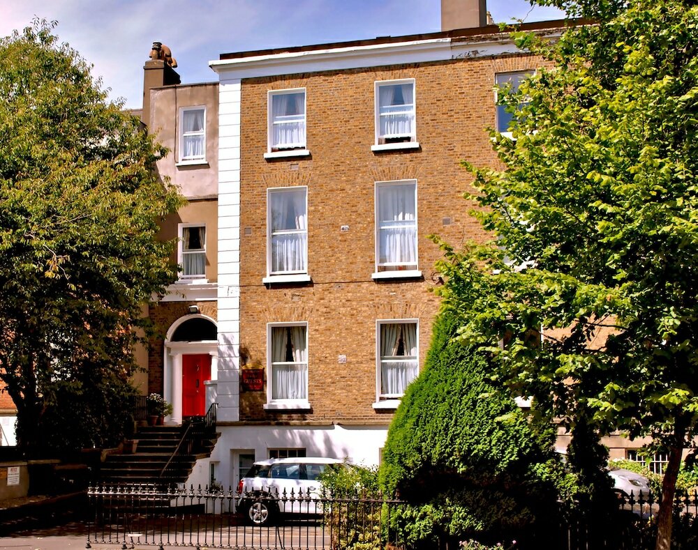 Фото Waterloo Lodge