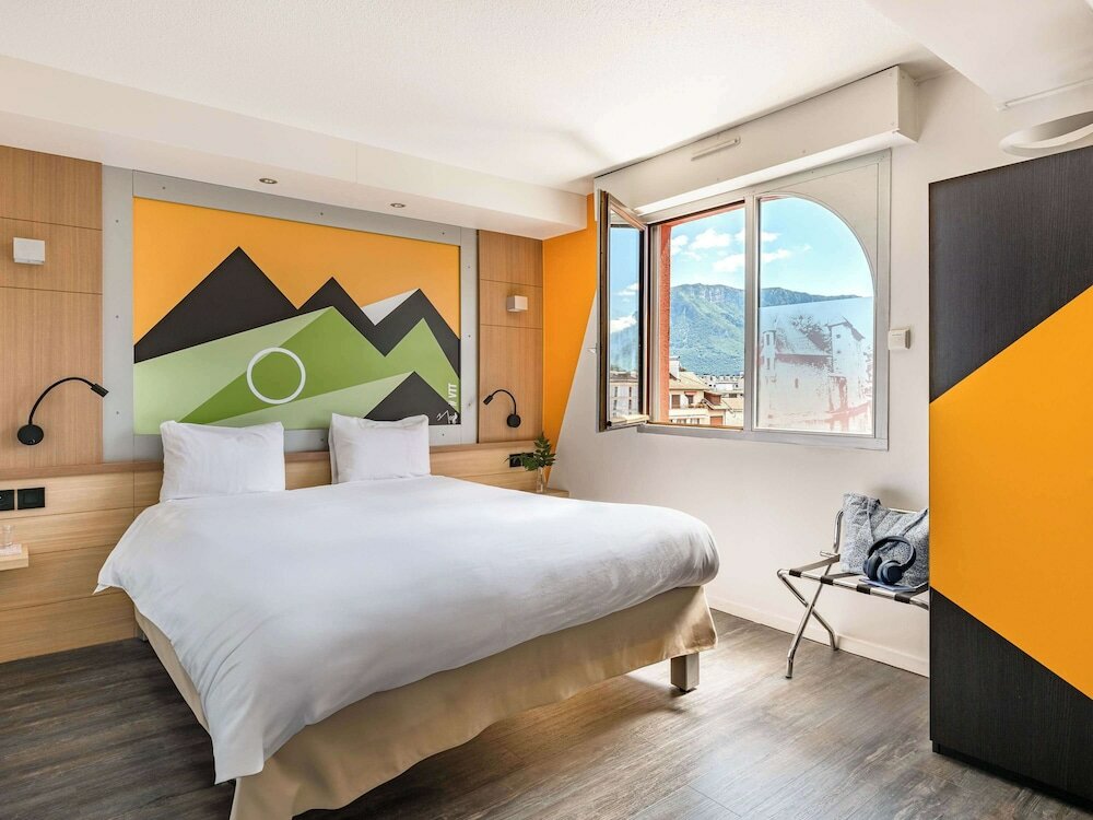 Фото Ibis Styles Annecy Centre Gare
