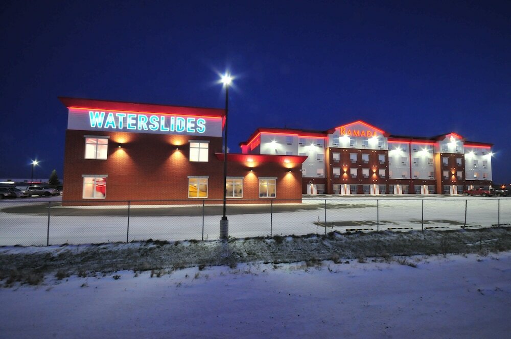 Фото Ramada by Wyndham Emerald Park/Regina East