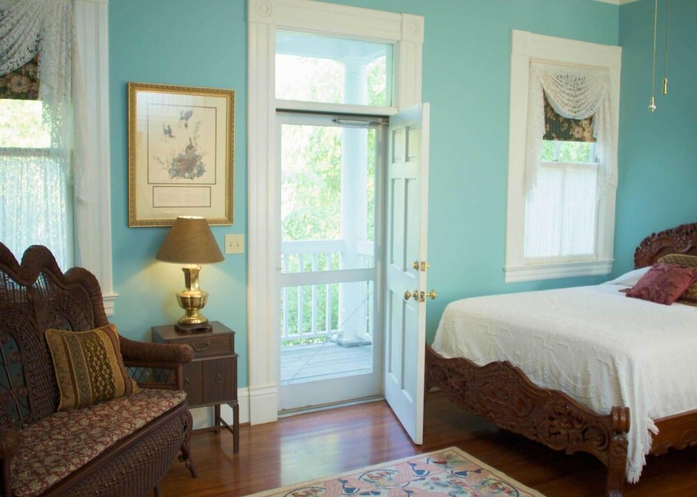 Фото Lookaway Inn