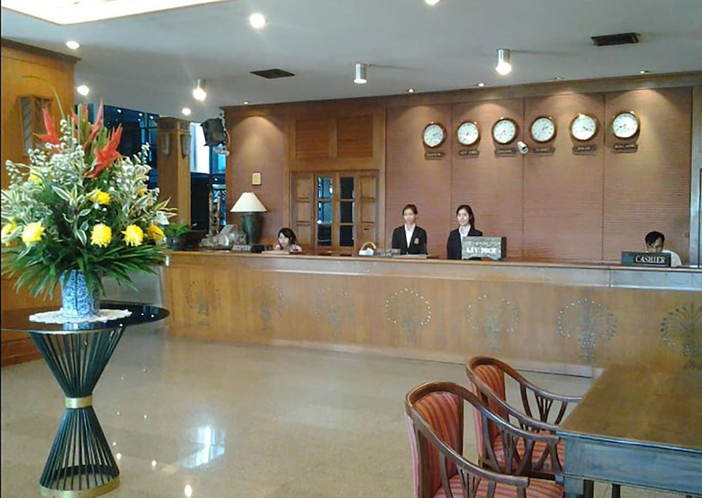 Фото Royal Lanna Hotel