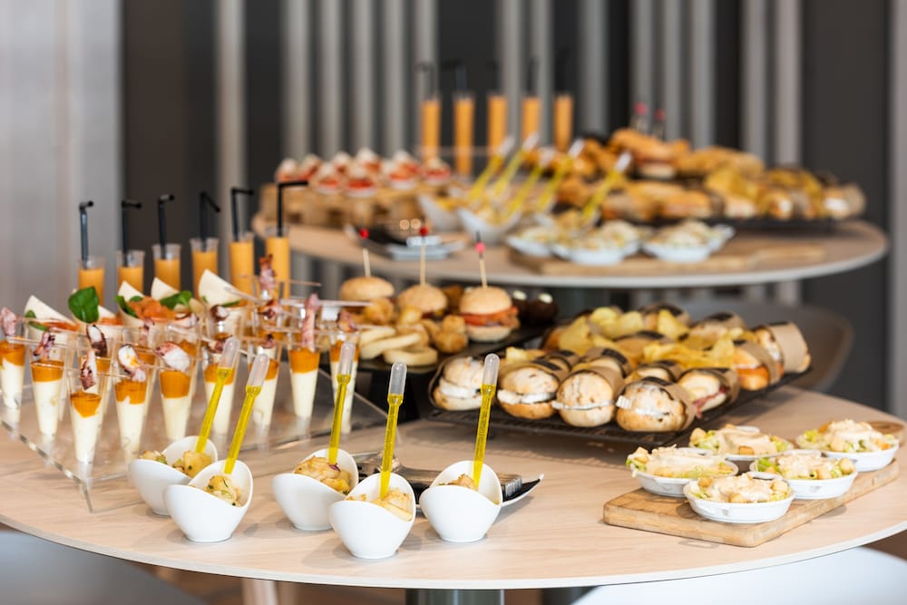 Фото Hotel Cádiz Paseo del Mar Affiliated by Meliá