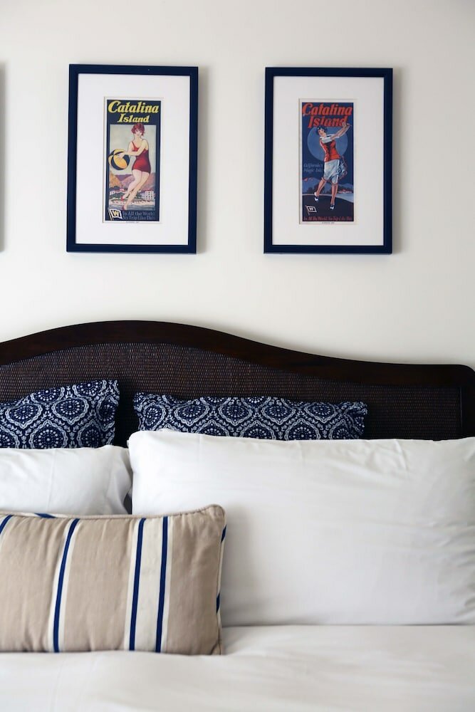 Фото The Pavilion Hotel