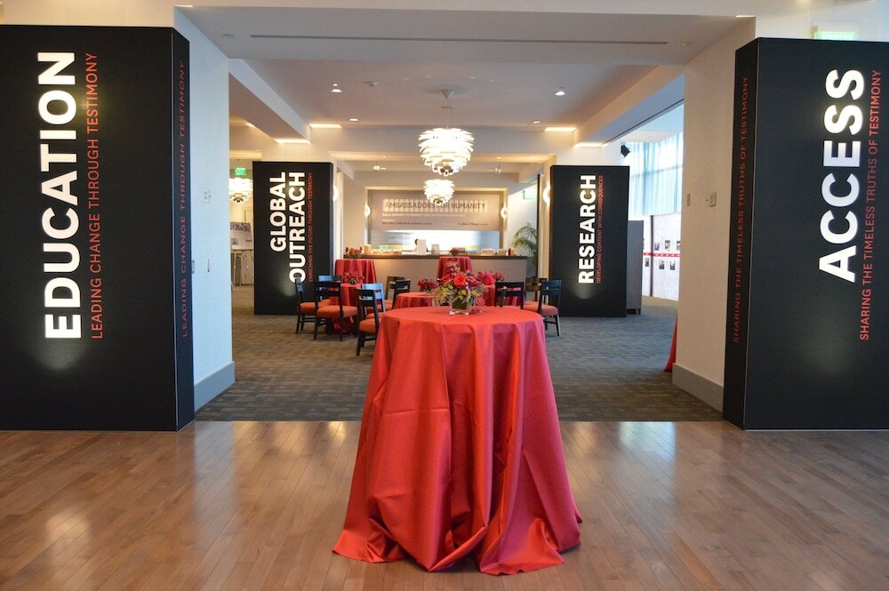 Фото Loews Hollywood Hotel